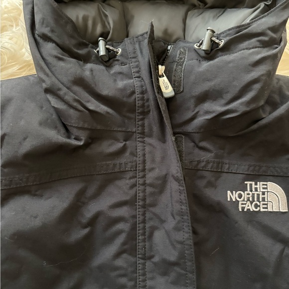 The North Face Black Women's Jacket with Fur Hood - Picture 6 of 9